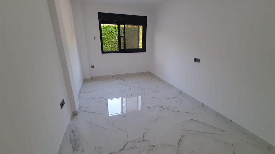 4 quarto Moradia para venda em Dehesa de Campoamor com piscina - 985 000 € (Ref: 9525742)