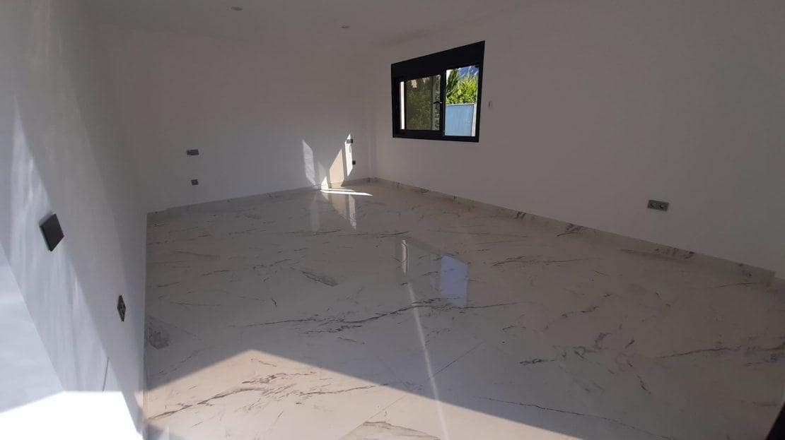 4 quarto Moradia para venda em Dehesa de Campoamor com piscina - 985 000 € (Ref: 9525742)