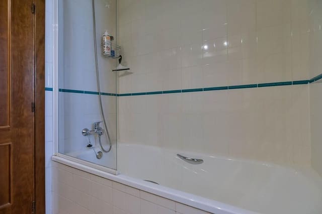 2 soverom Leilighet til salgs i Punta Prima, Torrevieja med svømmebasseng garasje - € 294 000 (Ref: 9532815)