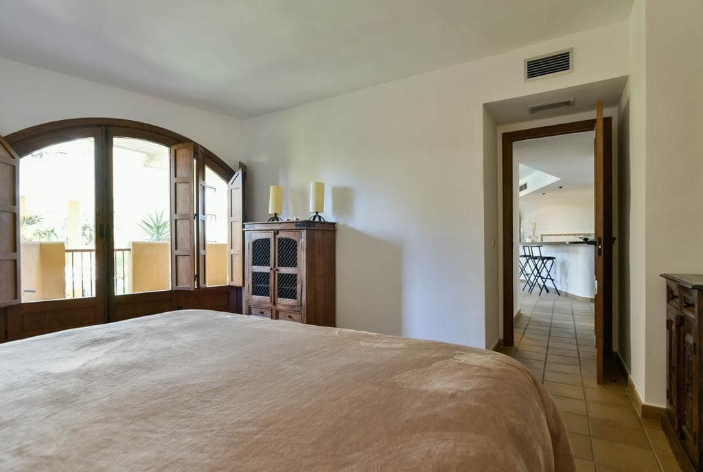 2 soverom Leilighet til salgs i Punta Prima med svømmebasseng garasje - € 294 000 (Ref: 9532815)