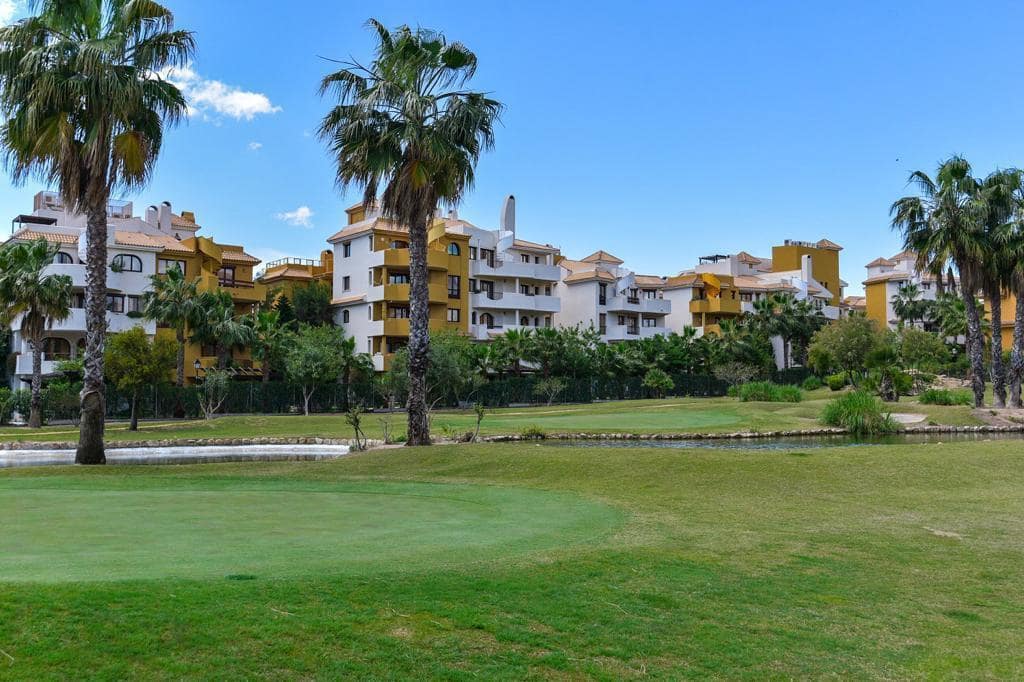 2 soverom Leilighet til salgs i Punta Prima med svømmebasseng garasje - € 294 000 (Ref: 9532815)