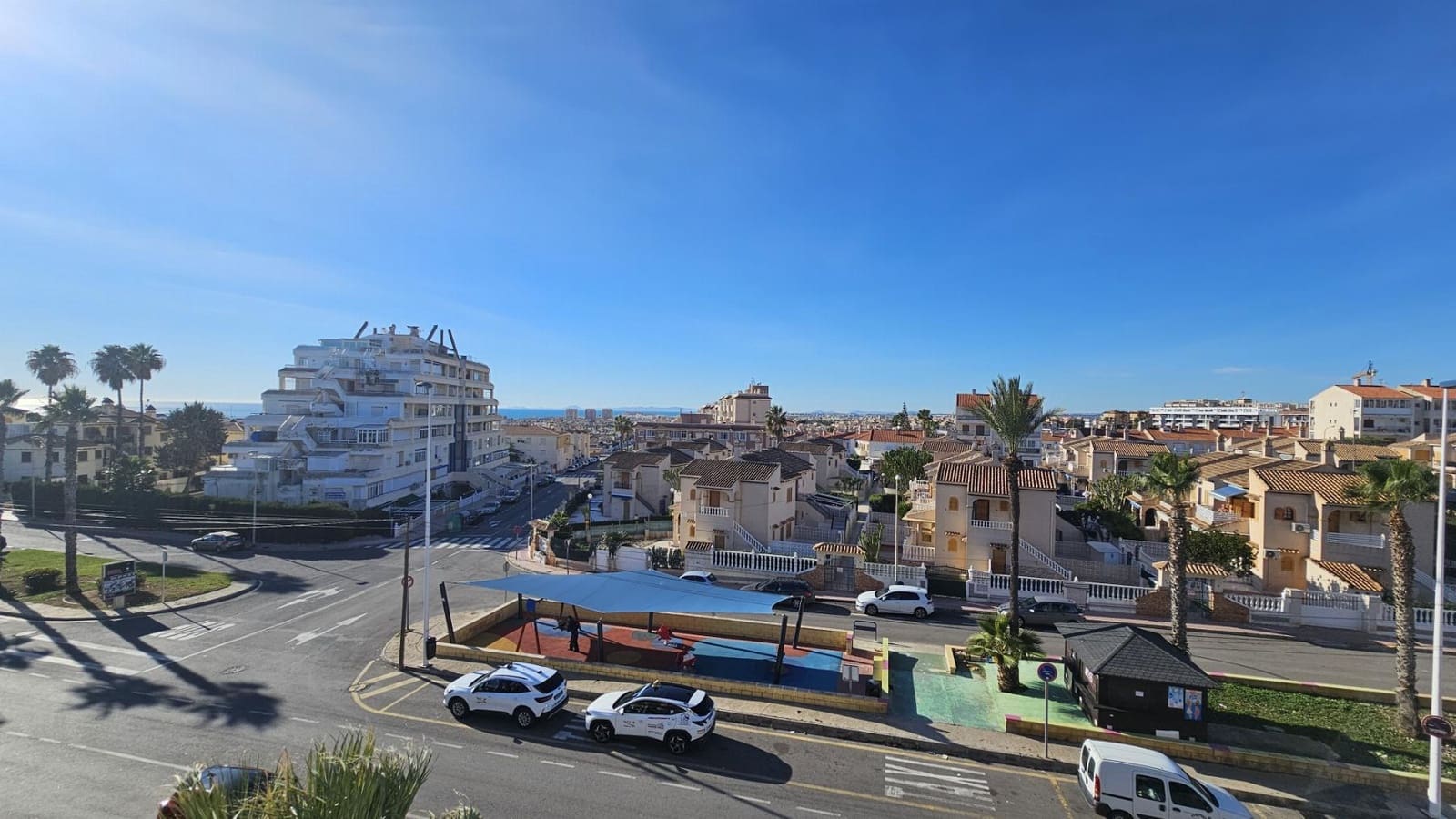 1 Zimmer Apartment zu verkaufen in Torrevieja mit Pool - 89.500 € (Ref: 9572300)