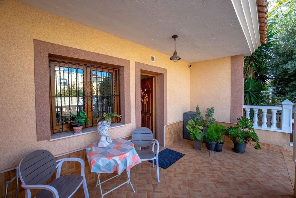 3 quarto Apartamento para venda em Los Balcones com piscina garagem - 279 000 € (Ref: 9572304)