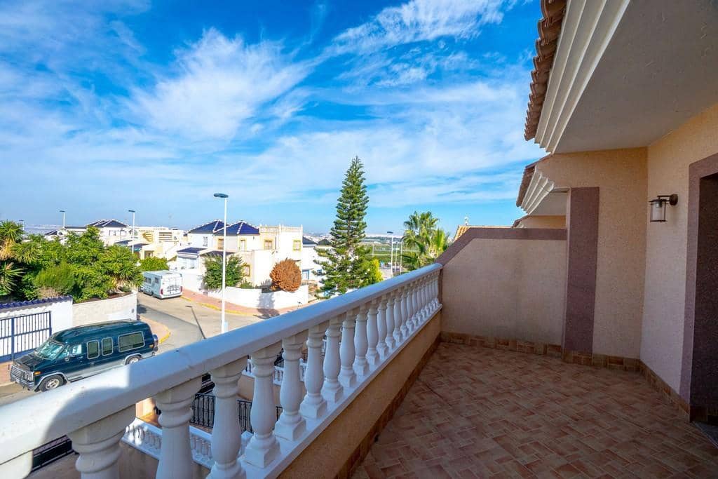 3 quarto Apartamento para venda em Los Balcones com piscina garagem - 279 000 € (Ref: 9572304)