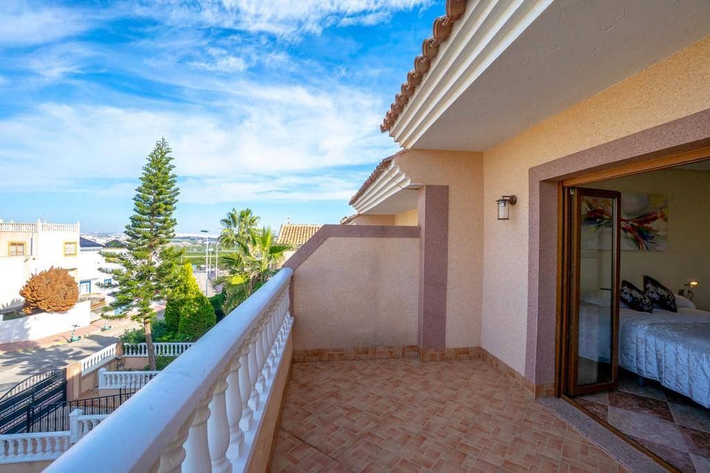 3 quarto Apartamento para venda em Los Balcones com piscina garagem - 279 000 € (Ref: 9572304)