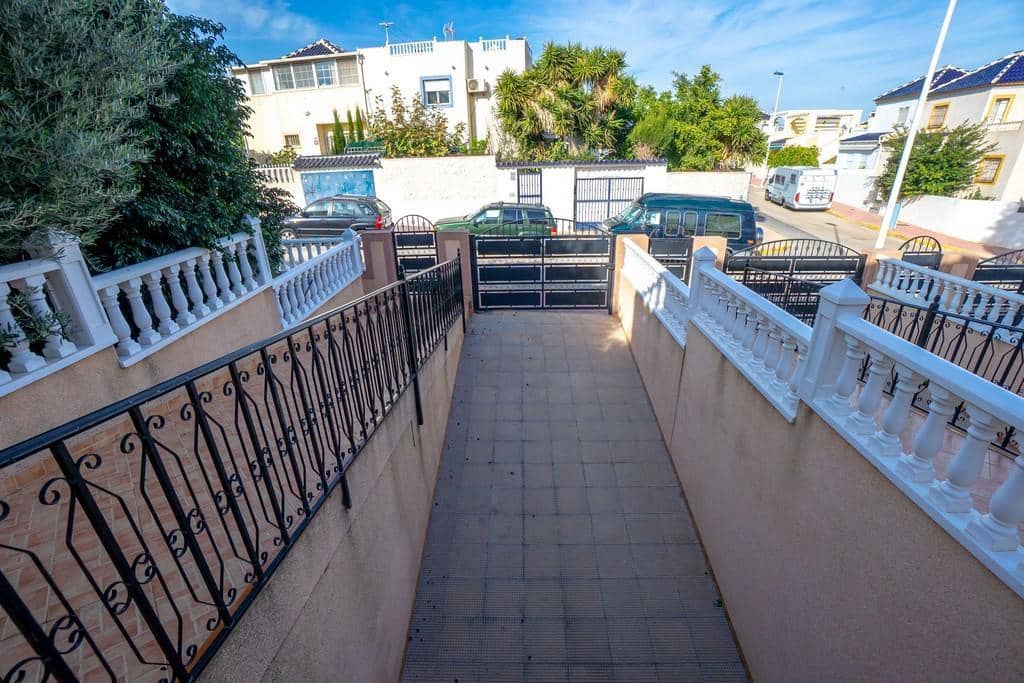 3 quarto Apartamento para venda em Los Balcones com piscina garagem - 279 000 € (Ref: 9572304)