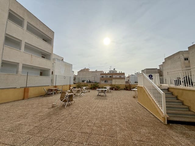 Apartament na sprzedaż w El Molino, Torrevieja z basenem - 74 000 € (Ref: 9572308)