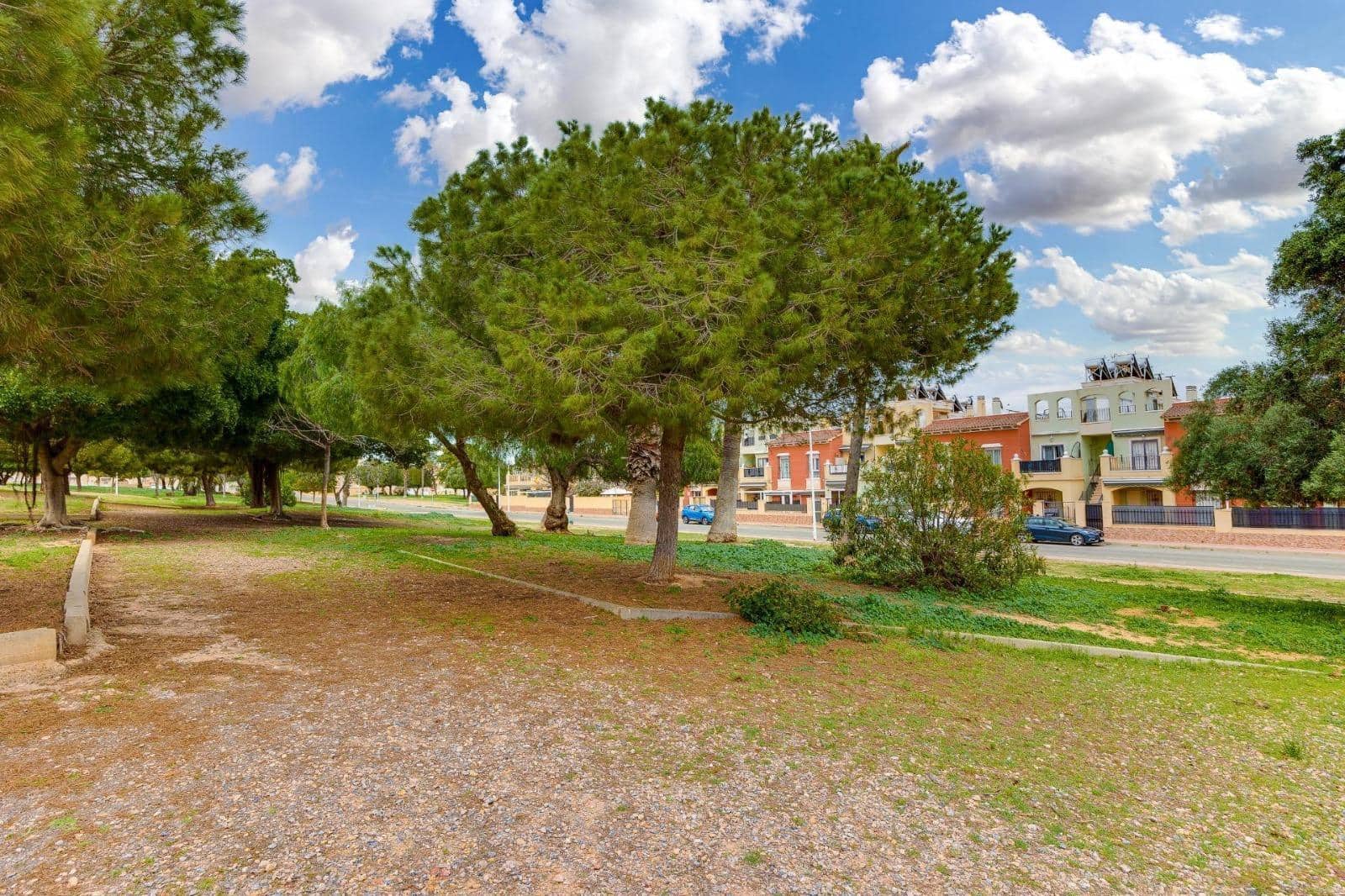 2 soveværelse Bungalow til salg i Torrevieja med swimmingpool garage - € 215.000 (Ref: 9572318)