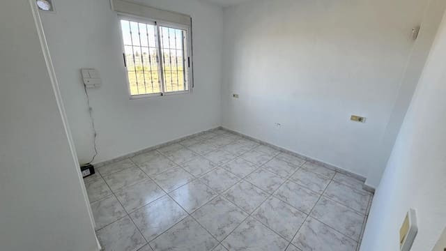 3 makuuhuone Bungalow myytävänä paikassa El Chaparral - La Siesta - La Torreta, Torrevieja mukana uima-altaan - 114 000 € (Ref: 9590343)