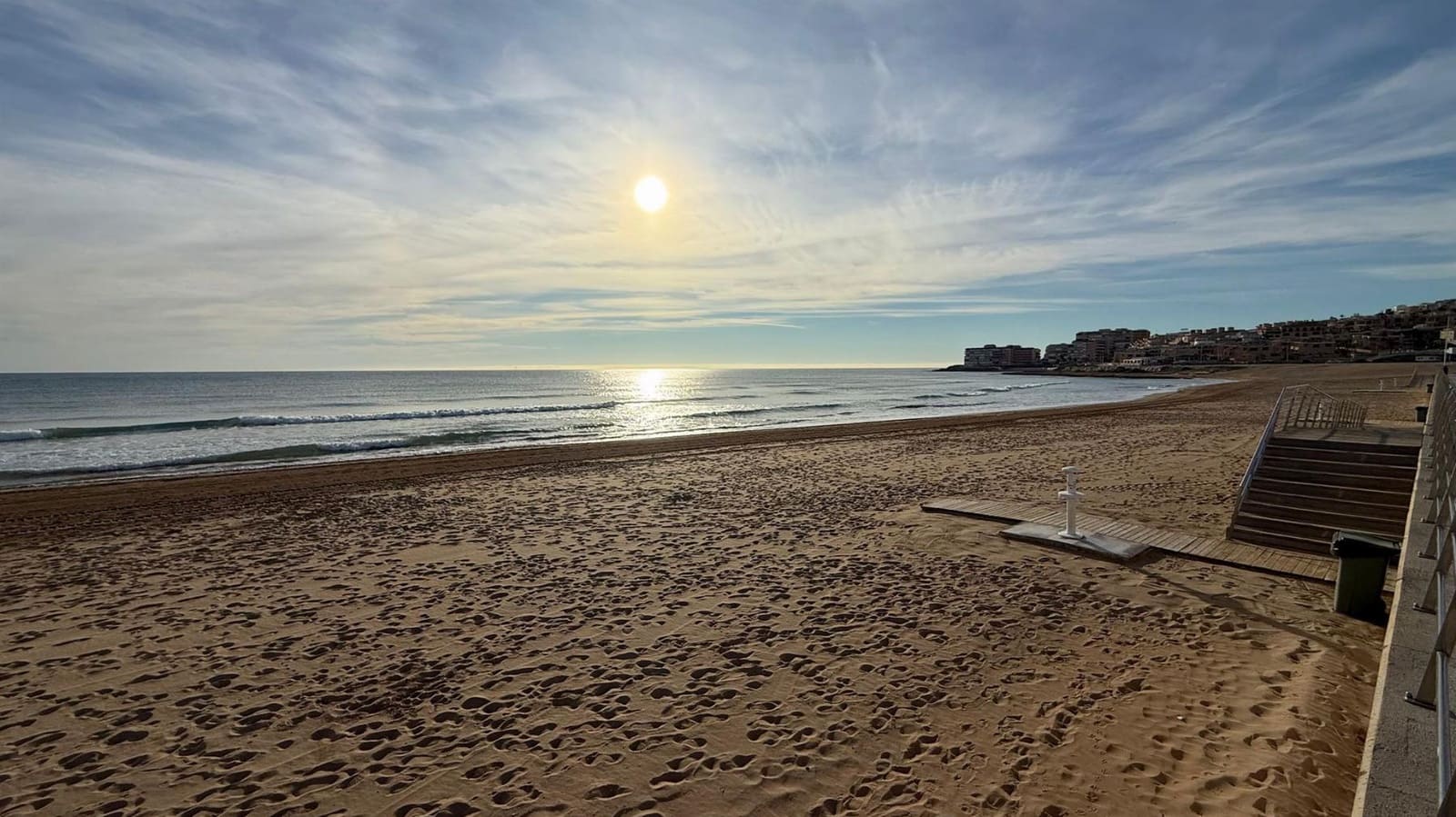 4 bedroom Villa for sale in La Mata with garage - € 795,000 (Ref: 9610356)