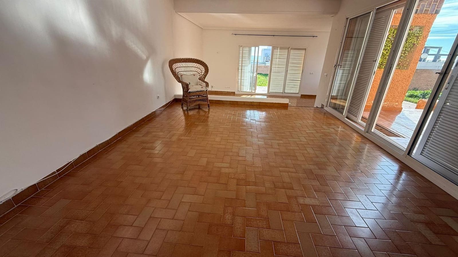 4 bedroom Villa for sale in La Mata with garage - € 795,000 (Ref: 9610356)