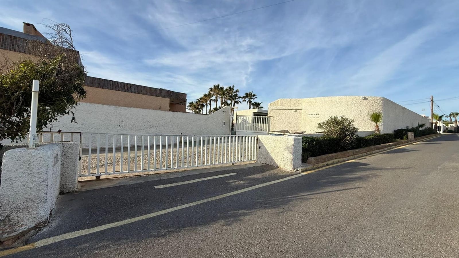 4 bedroom Villa for sale in La Mata with garage - € 795,000 (Ref: 9610356)