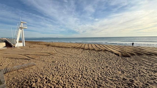 4 makuuhuone Huvila myytävänä paikassa Cañada del Molino, Torrevieja mukana 
autotalli - 795 000 € (Ref: 9610356)