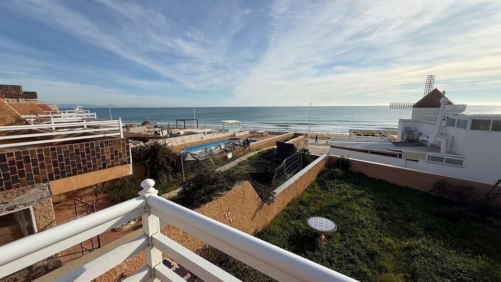 4 bedroom Villa for sale in La Mata with garage - € 795,000 (Ref: 9610356)