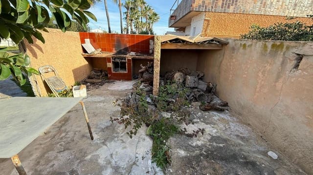 4 makuuhuone Huvila myytävänä paikassa Cañada del Molino, Torrevieja mukana 
autotalli - 795 000 € (Ref: 9610356)