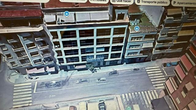 Commercial for sale in Centro - Muelle Pesquero, Torrevieja - € 559,000 (Ref: 9610441)