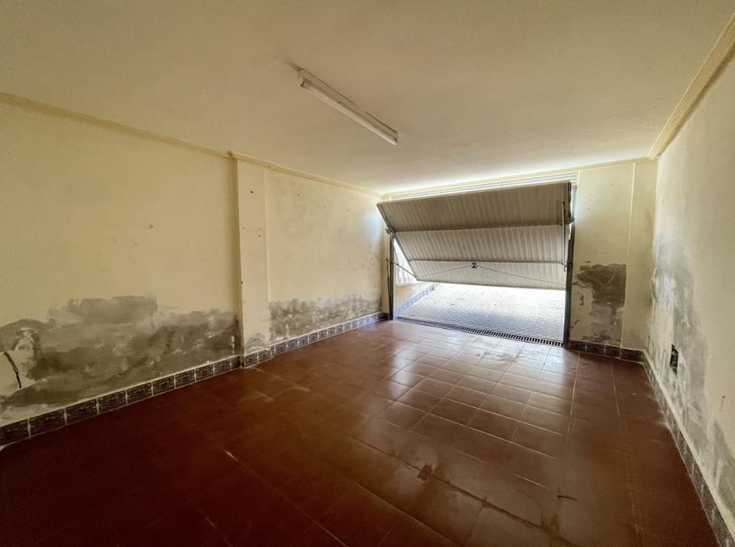 4 soverom Villa til salgs i San Miguel de Salinas med svømmebasseng garasje - € 235 000 (Ref: 9626855)