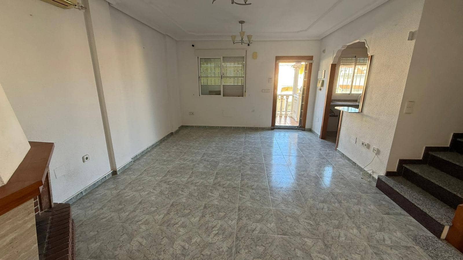 4 soverom Villa til salgs i San Miguel de Salinas med svømmebasseng garasje - € 235 000 (Ref: 9626855)