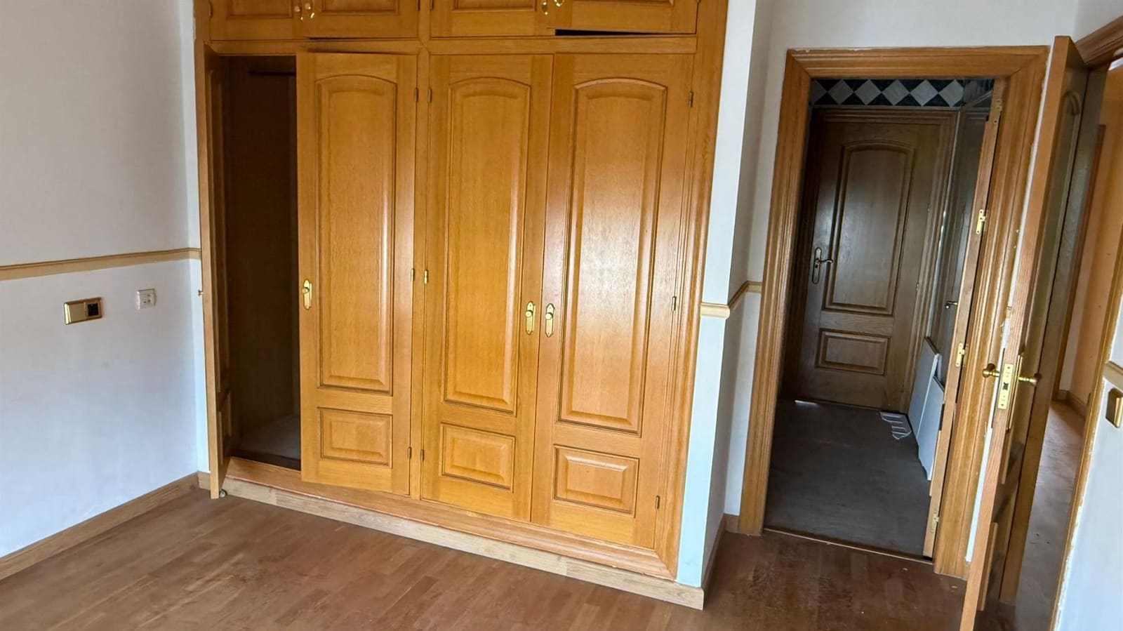 4 bedroom Villa for sale in Torre del Moro with pool garage - € 520,000 (Ref: 9650813)