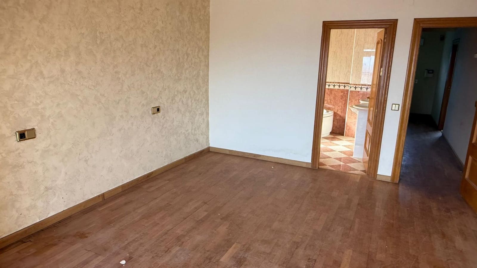 4 bedroom Villa for sale in Torre del Moro with pool garage - € 520,000 (Ref: 9650813)