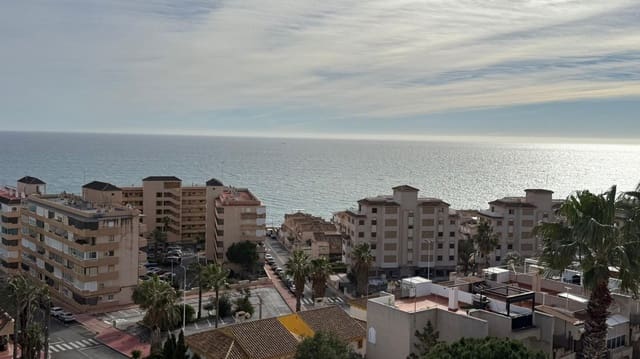 4 Zimmer Villa zu verkaufen in Torre del Moro, Torrevieja mit Pool Garage - 520.000 € (Ref: 9650813)