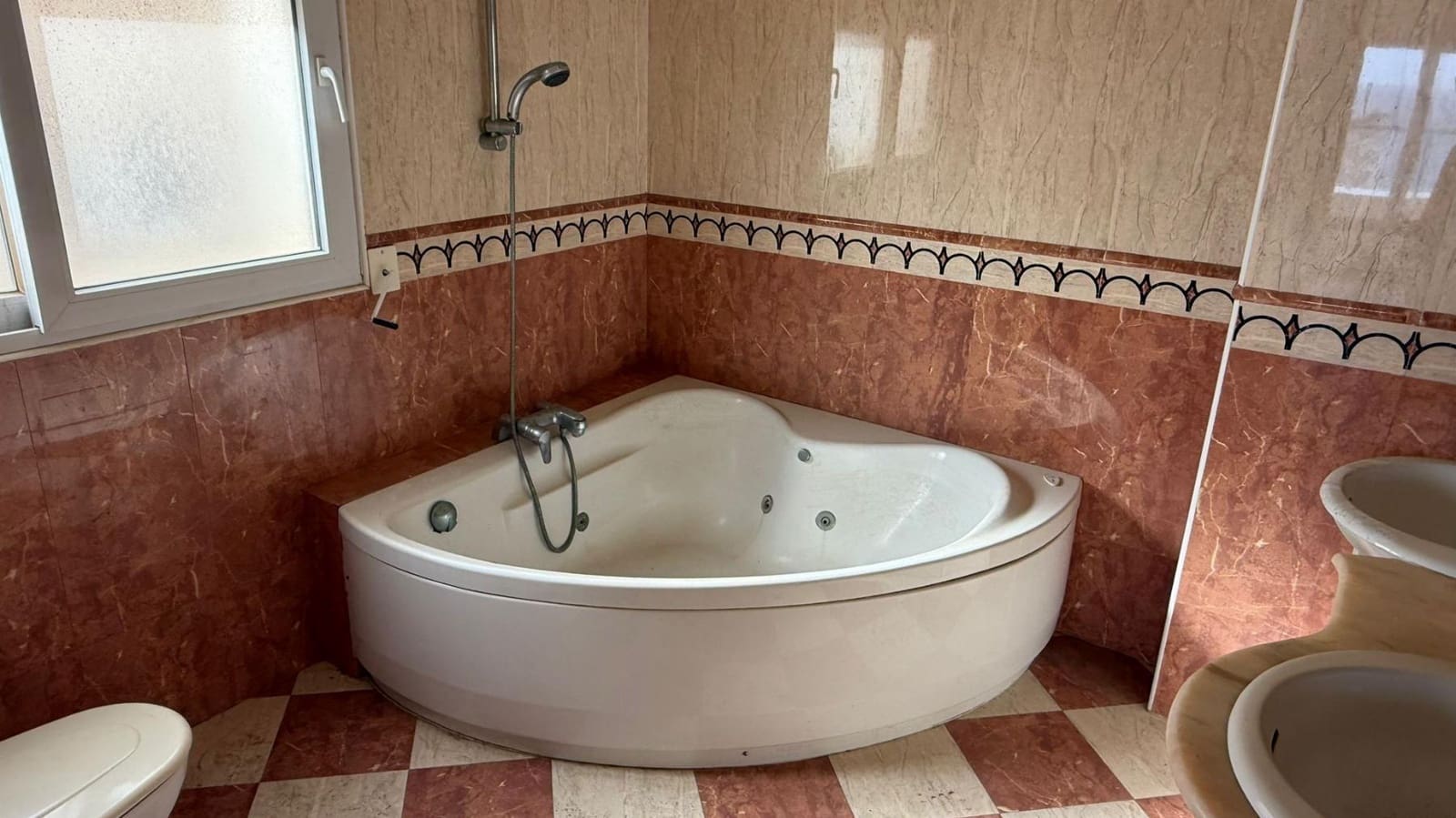 4 bedroom Villa for sale in Torre del Moro with pool garage - € 520,000 (Ref: 9650813)