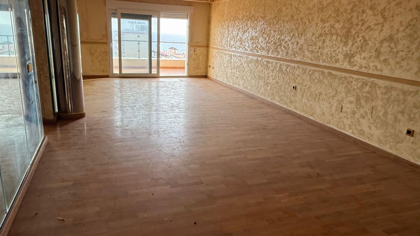 4 bedroom Villa for sale in Torre del Moro with pool garage - € 520,000 (Ref: 9650813)