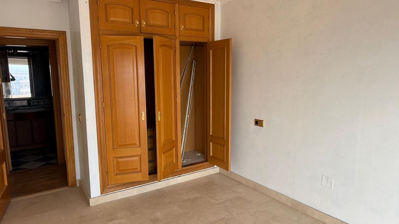 4 bedroom Villa for sale in Torre del Moro with pool garage - € 520,000 (Ref: 9650813)