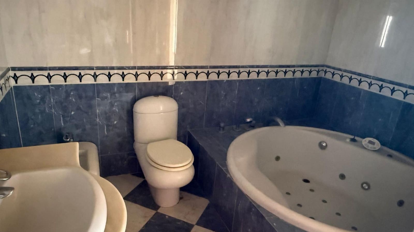 4 bedroom Villa for sale in Torre del Moro with pool garage - € 520,000 (Ref: 9650813)