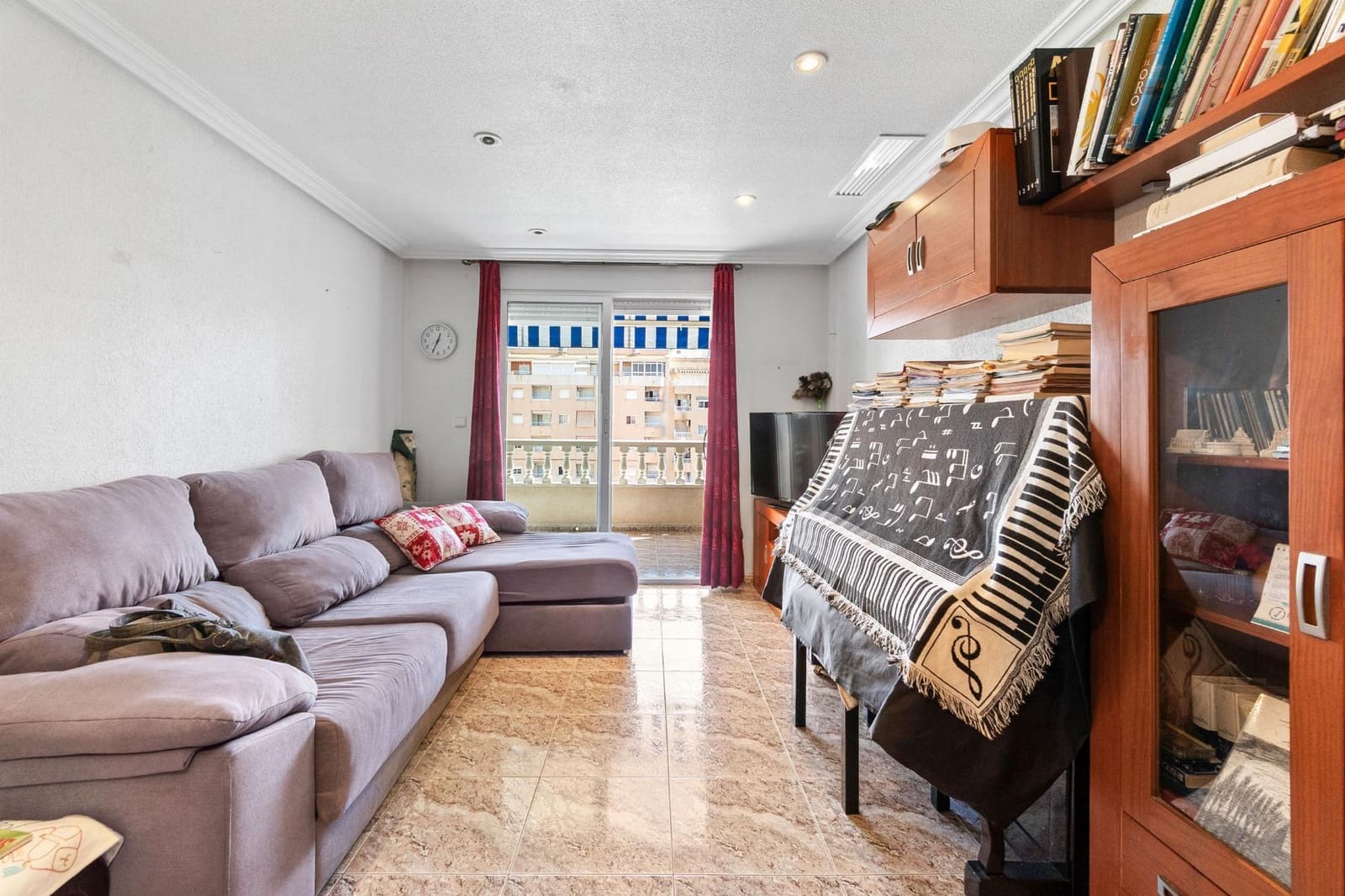 2 Zimmer Apartment zu verkaufen in Torrevieja - 137.000 € (Ref: 9654292)