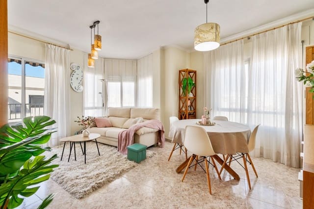 3 soveværelse Lejlighed til salg i Puerto Deportivo, Torrevieja med garage - € 225.000 (Ref: 9654293)