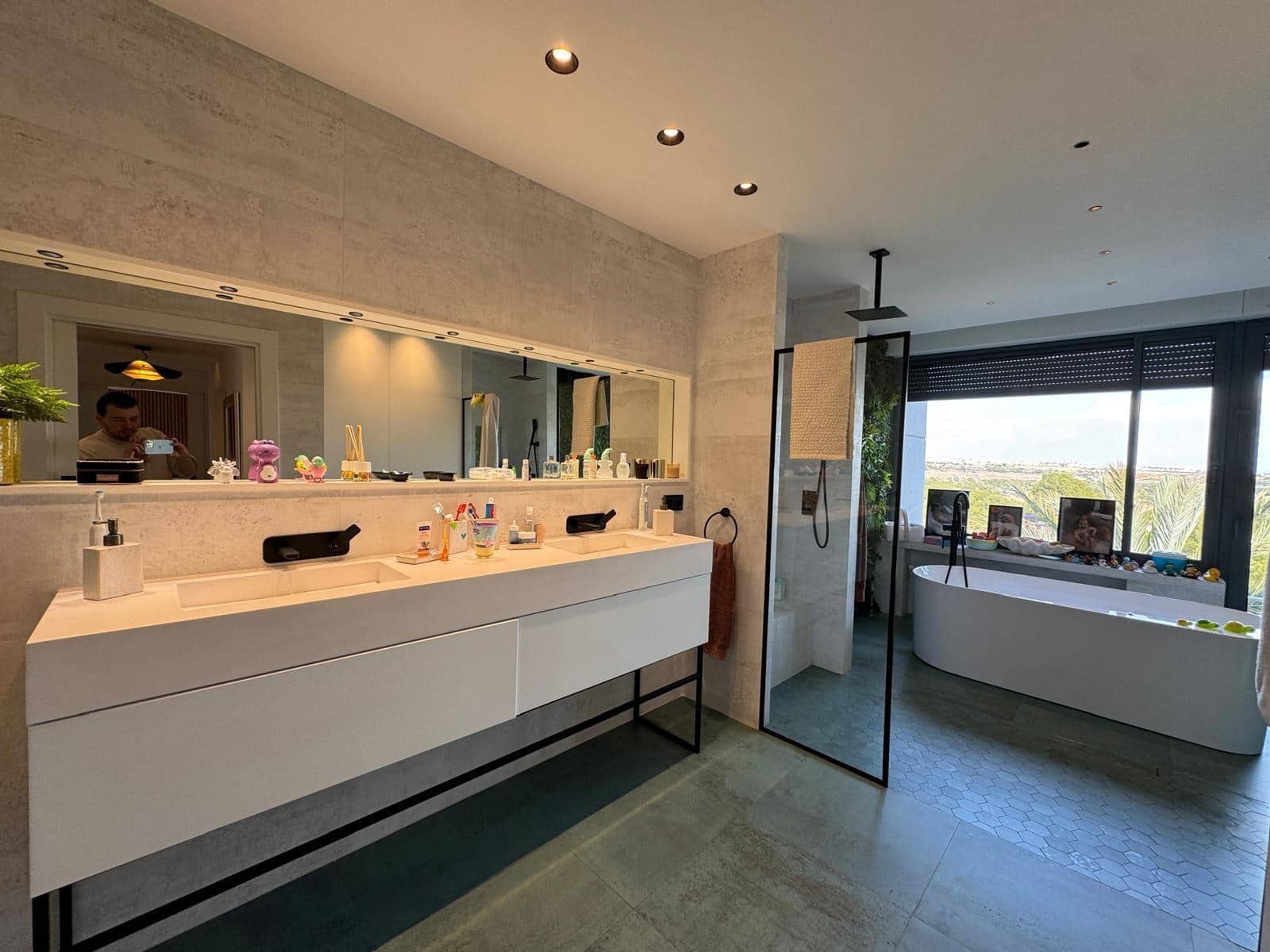 7 sovrum Villa till salu i Orihuela Costa med pool garage - 3 950 000 € (Ref: 9654303)