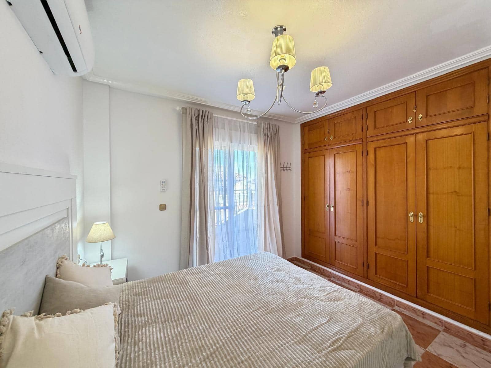 2 camera da letto Casa in vendita in Filipinas con piscina - 225.000 € (Rif: 9654305)
