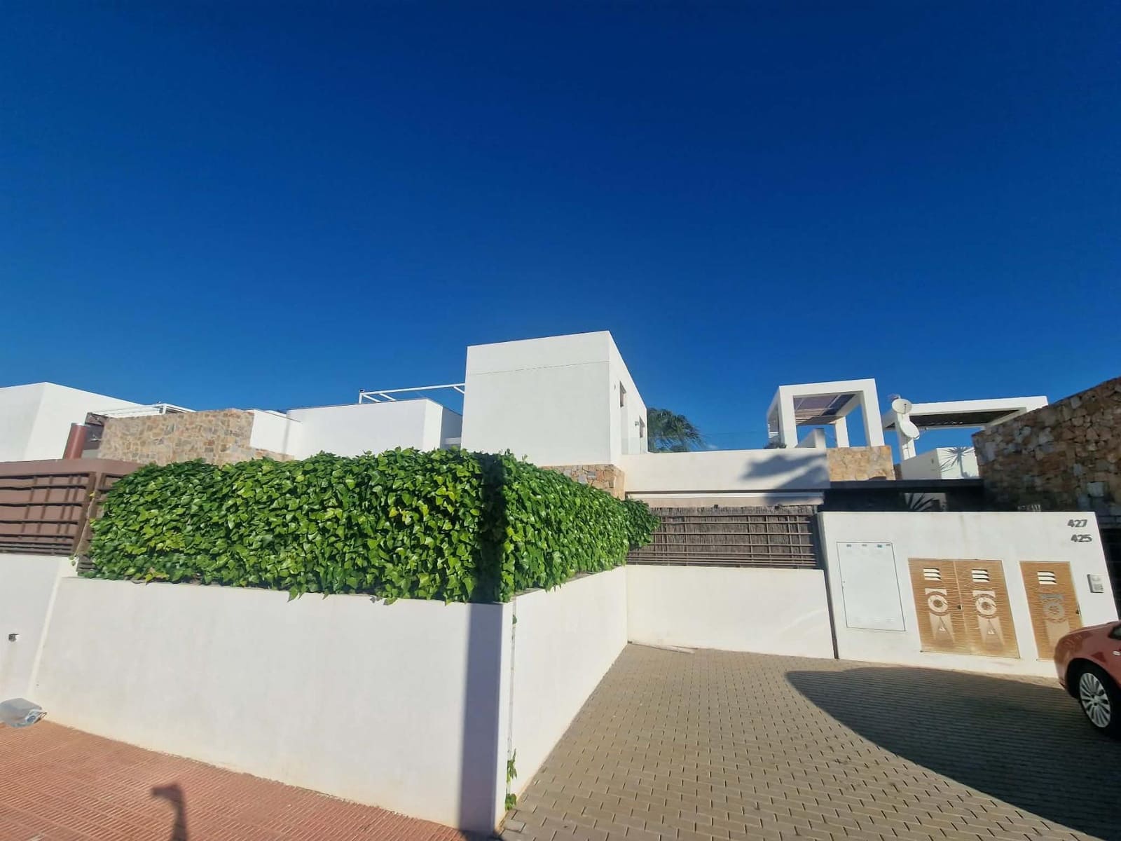 2 Zimmer Villa zu verkaufen in Orihuela Costa mit Pool - 345.000 € (Ref: 9669562)