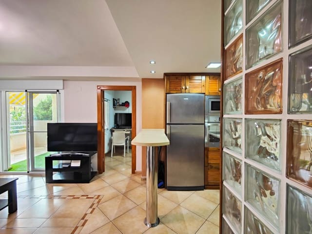 Apartamento de 2 habitaciones en Cañada del Molino, Torrevieja en venta con piscina - 195.000 € (Ref: 9725114)