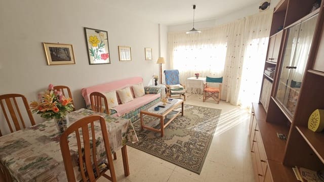 2 quarto Apartamento para venda em Playa de los Locos, Torrevieja com garagem - 135 000 € (Ref: 9769931)