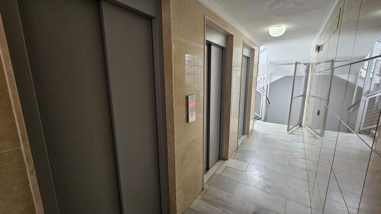 2 quarto Apartamento para venda em Torrevieja com garagem - 135 000 € (Ref: 9769931)