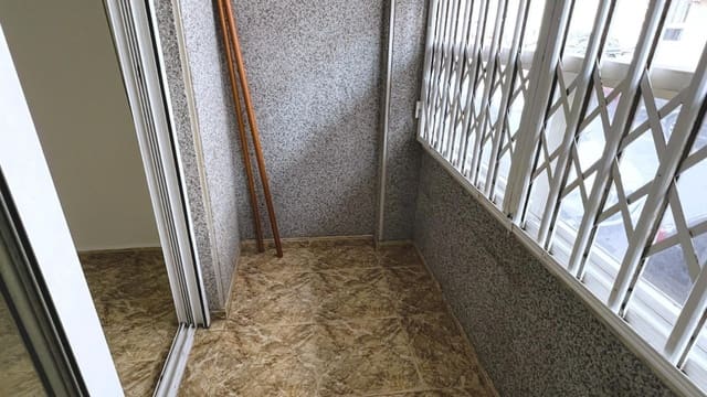 Apartamento de 2 habitaciones en Centro, Torrevieja en venta - 109.000 € (Ref: 9769932)