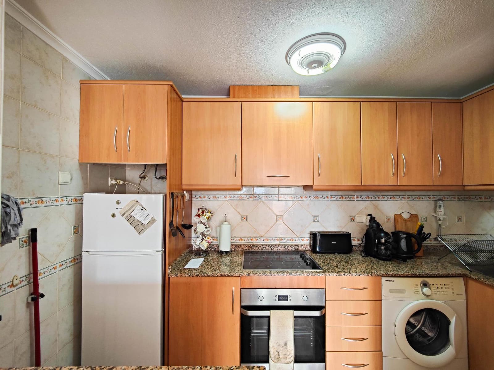 3 chambre Villa/Maison Semi-Mitoyenne à vendre à Orihuela Costa avec piscine garage - 235 000 € (Ref: 9779136)