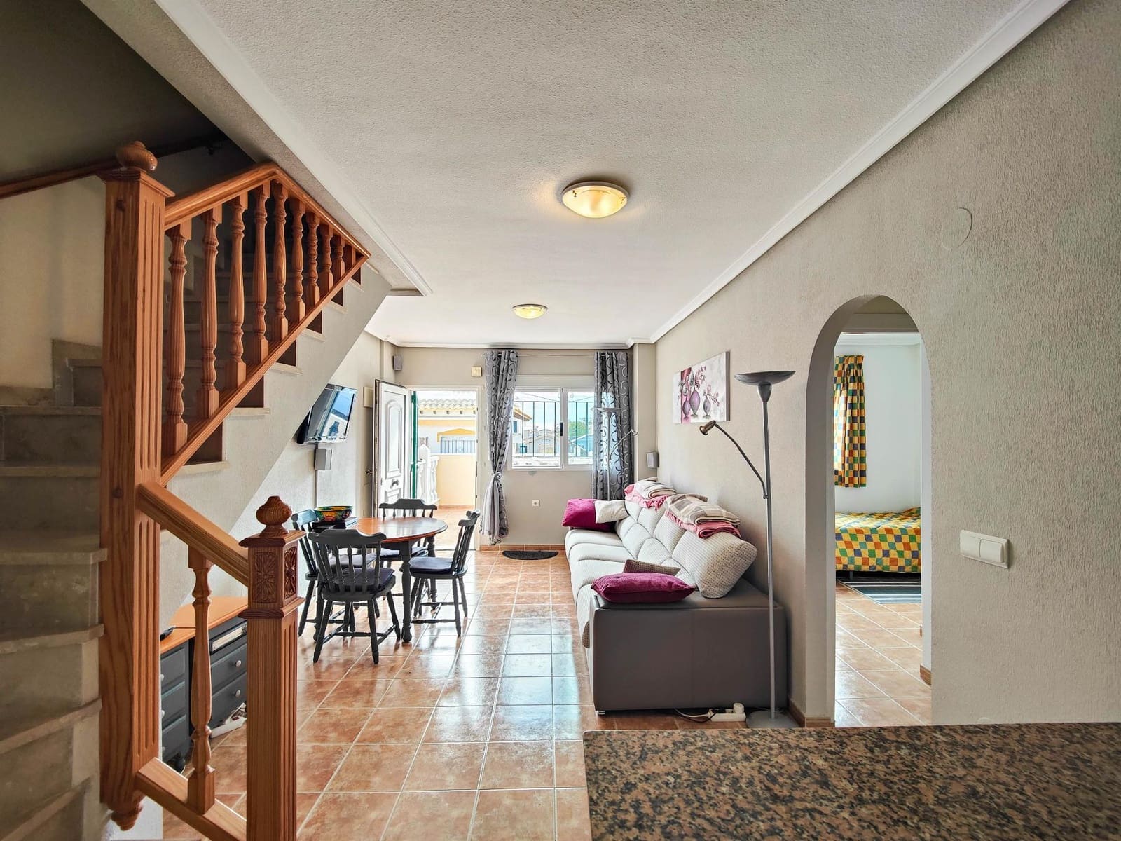 3 chambre Villa/Maison Semi-Mitoyenne à vendre à Orihuela Costa avec piscine garage - 235 000 € (Ref: 9779136)