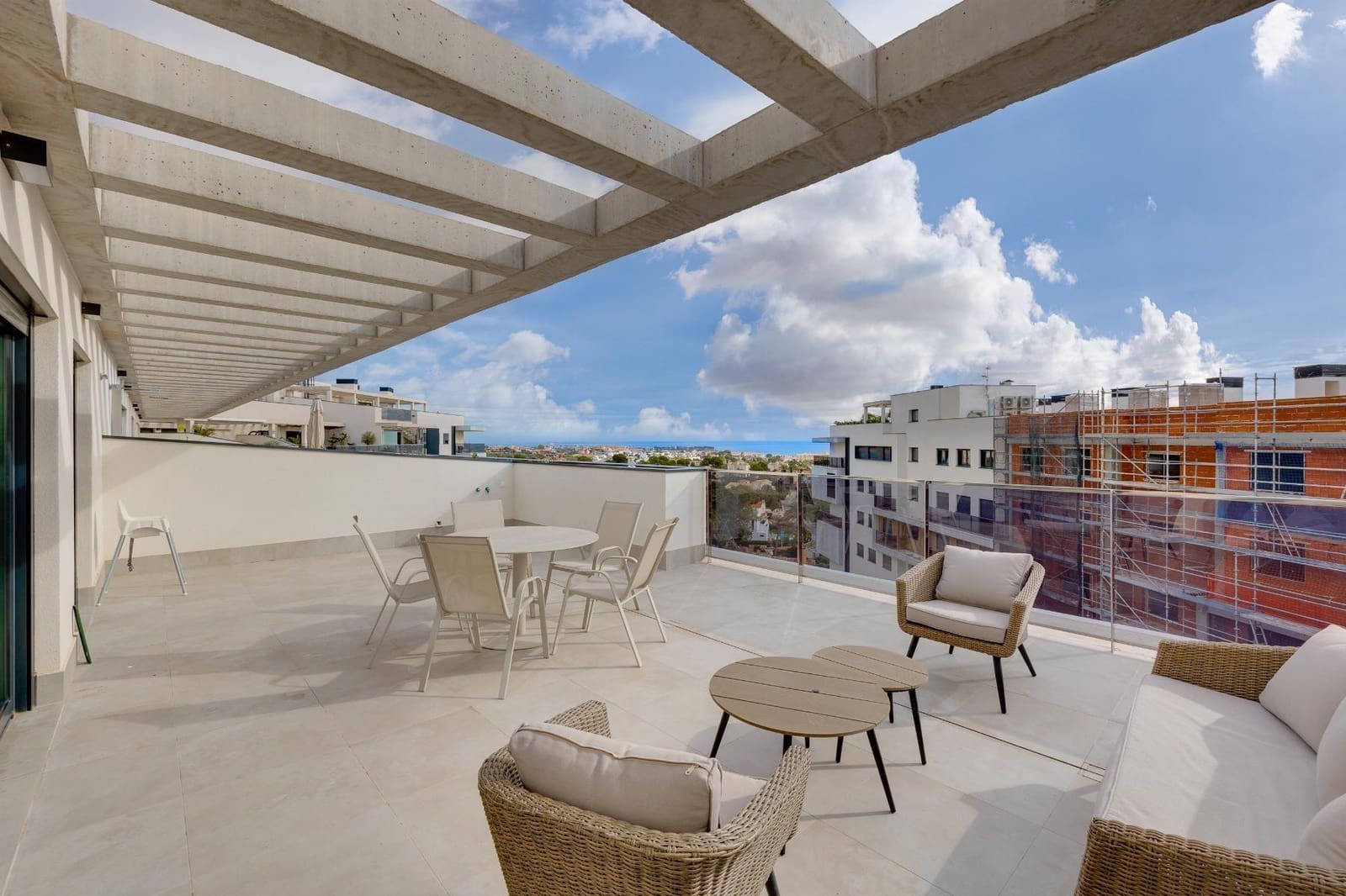 3 chambre Penthouse à vendre à Campoamor avec piscine garage - 439 000 € (Ref: 9807394)