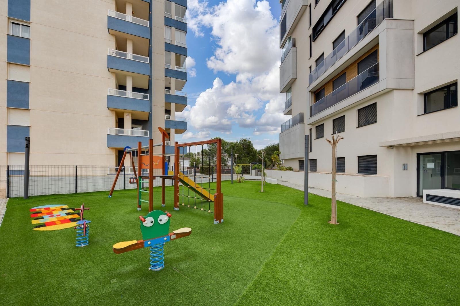 3 chambre Penthouse à vendre à Campoamor avec piscine garage - 439 000 € (Ref: 9807394)