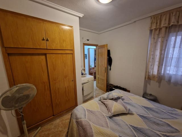 2 soveværelse Lejlighed til salg i Avenida Habaneras - Curva de Palangre, Torrevieja med garage - € 155.000 (Ref: 9807395)