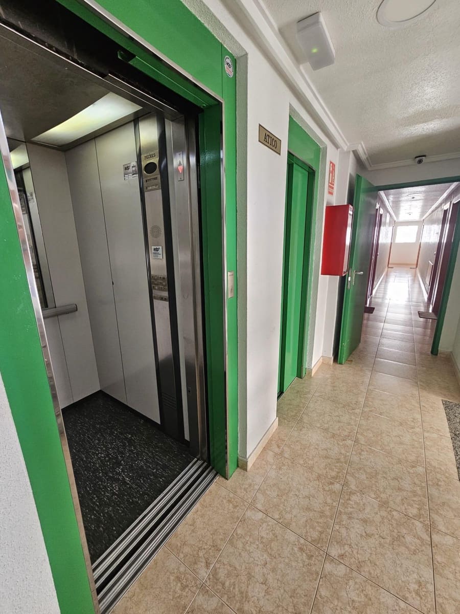 2 sypialnia Apartament na sprzedaż w Torrevieja - 159 900 € (Ref: 9821661)