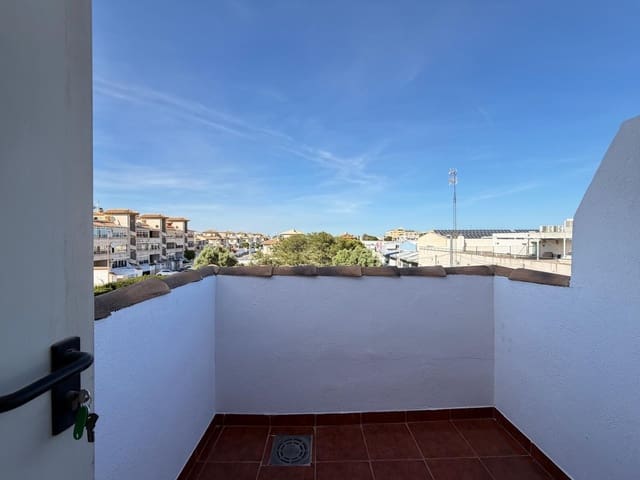 3 makuuhuone Huoneisto myytävänä paikassa Punta Prima, Orihuela mukana uima-altaan - 235 000 € (Ref: 9848281)