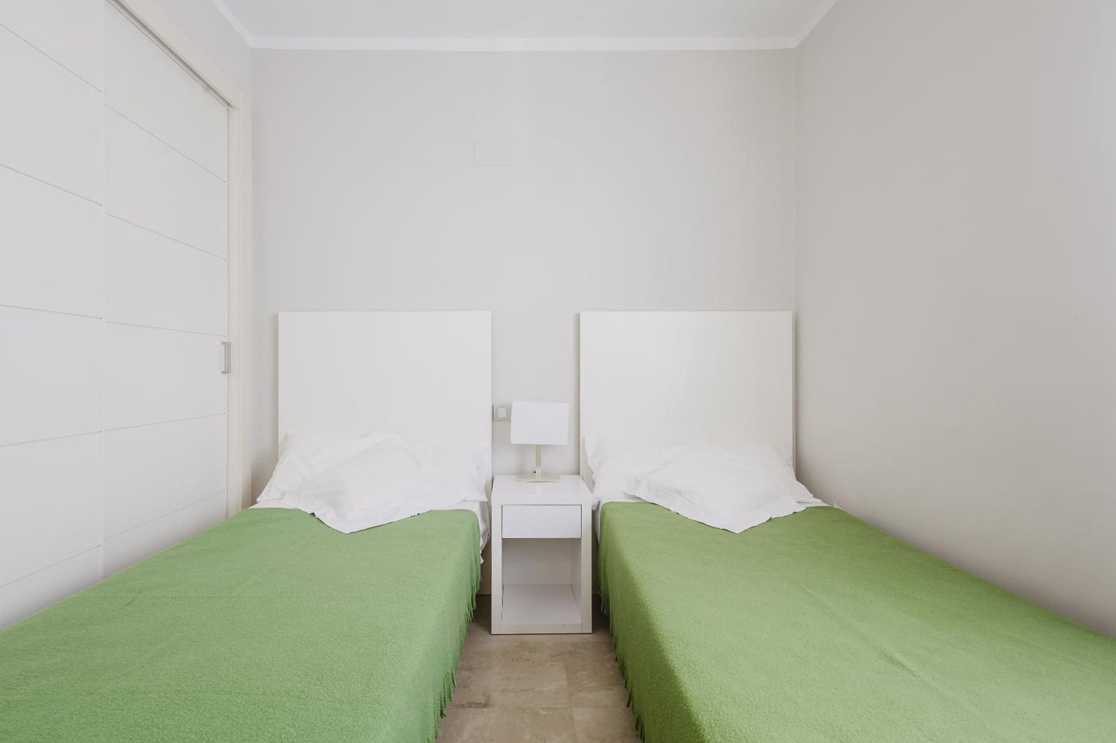 2 Zimmer Penthouse zu verkaufen in Las Colinas Golf mit Pool Garage - 315.000 € (Ref: 9848282)