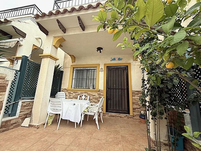2 soveværelse Byhus til salg i Punta Prima, Orihuela med swimmingpool - € 220.000 (Ref: 9848290)