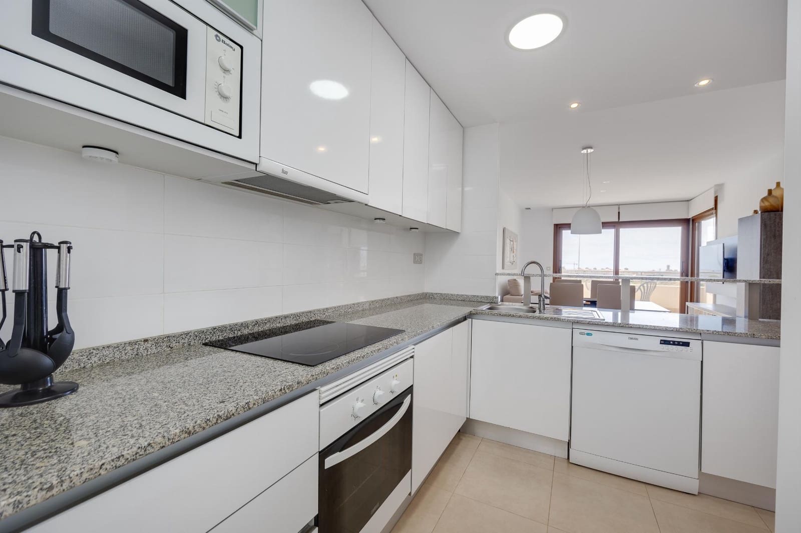 2 sypialnia Apartament na sprzedaż w Orihuela Costa z basenem garażem - 229 000 € (Ref: 9858862)