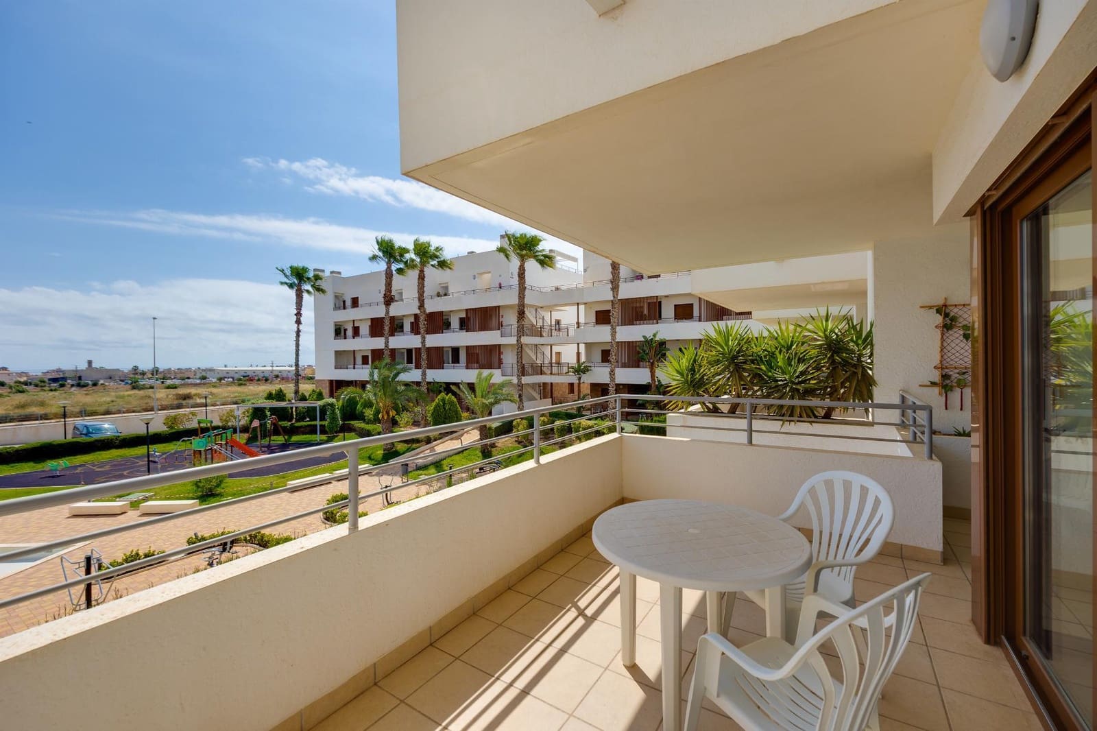 2 sypialnia Apartament na sprzedaż w Orihuela Costa z basenem garażem - 229 000 € (Ref: 9858862)