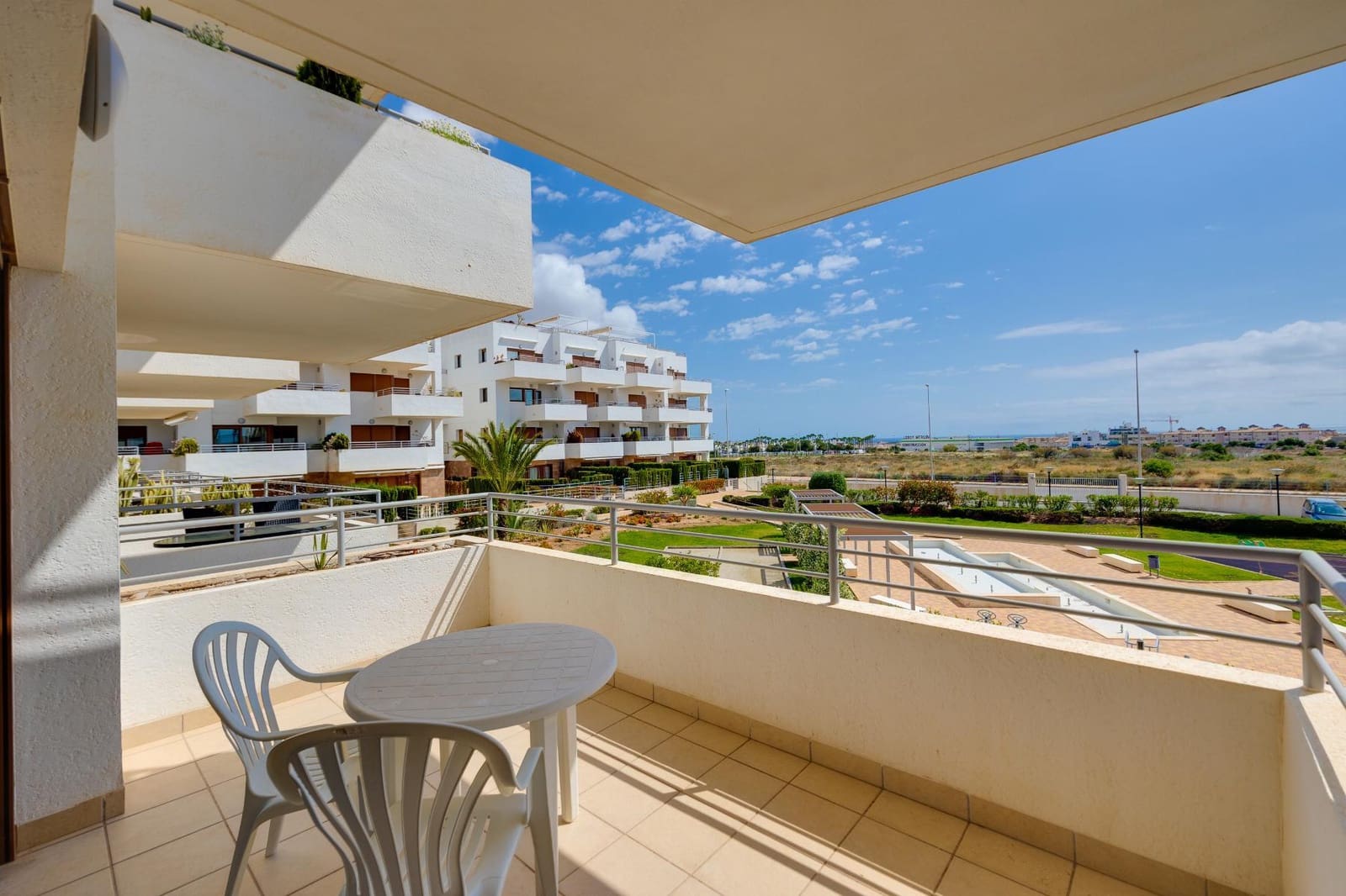 2 sypialnia Apartament na sprzedaż w Orihuela Costa z basenem garażem - 229 000 € (Ref: 9858862)